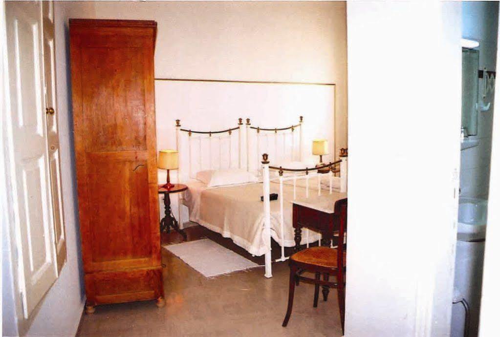 Hotel Omiros エルムポリ エクステリア 写真