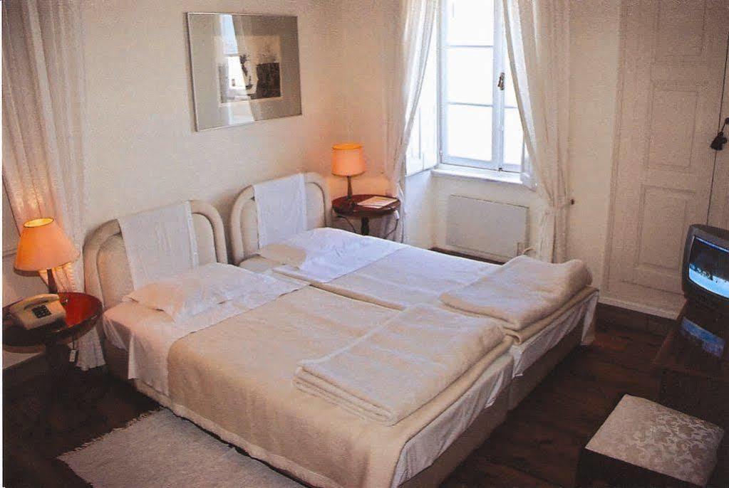 Hotel Omiros エルムポリ エクステリア 写真